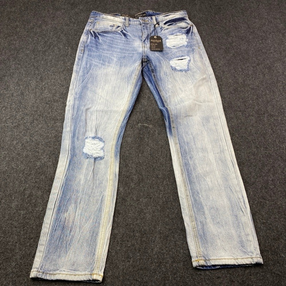 NWT Method Jeans Men 30x30 Light Wash Slim Fit Distressed Low Rise Ripped Blue